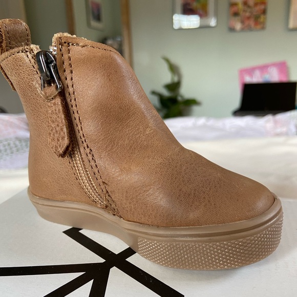 Freshly Picked Chelsea Boot in Weathered Brown 5T - Picture 2 of 6